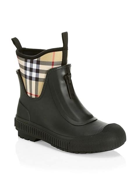 Perfect Fit Guide: Sizing For Burberry Rain Boots 